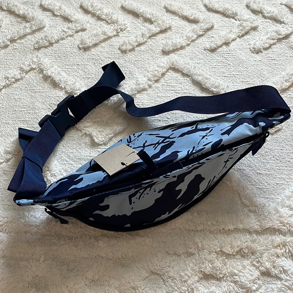 NWT Nike SB Heritage Skate Fanny Pack Blue - Picture 8 of 9